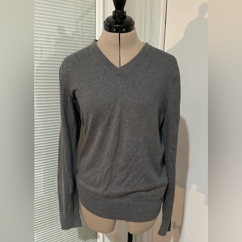 Women’s Gray V-Neck Sweater